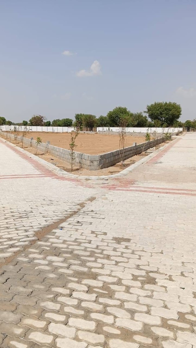 Fully developed gated township near Mahindra sez