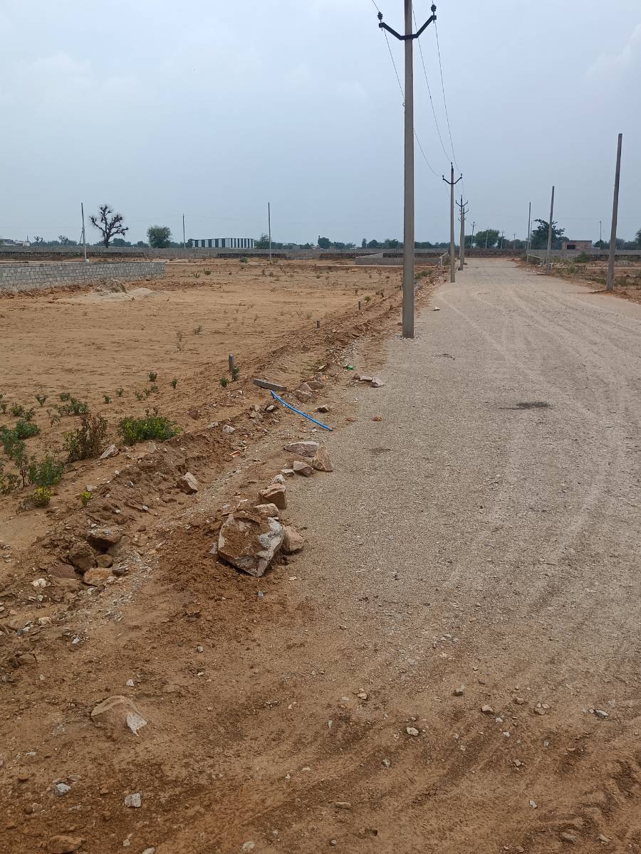 Urgent sale Jaipur prime location 100 square yard plot only 13 lakhs