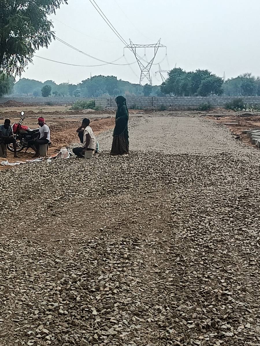Urgent sale JDA aprud plots Ring road ke under only 42000 rs square ya